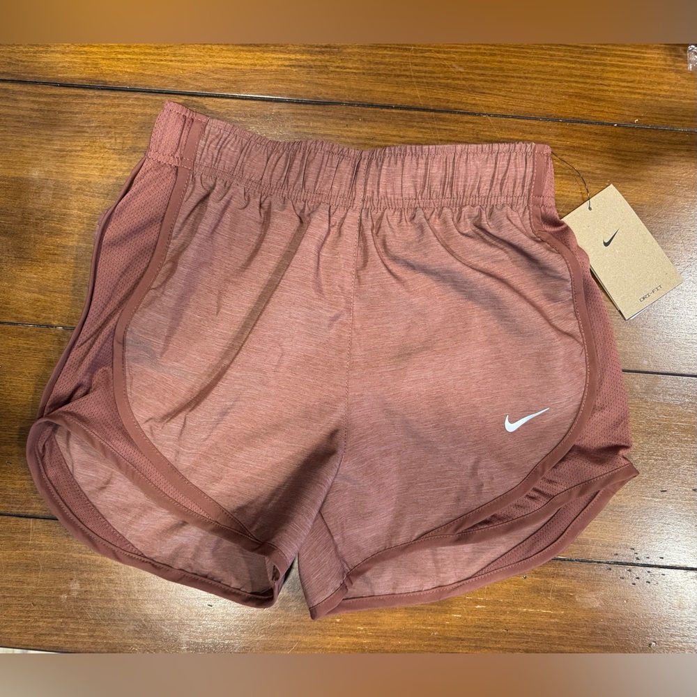 NWT Women’s Nike Logo Dri-Fit Workout Running Shorts Brown Design Size XS